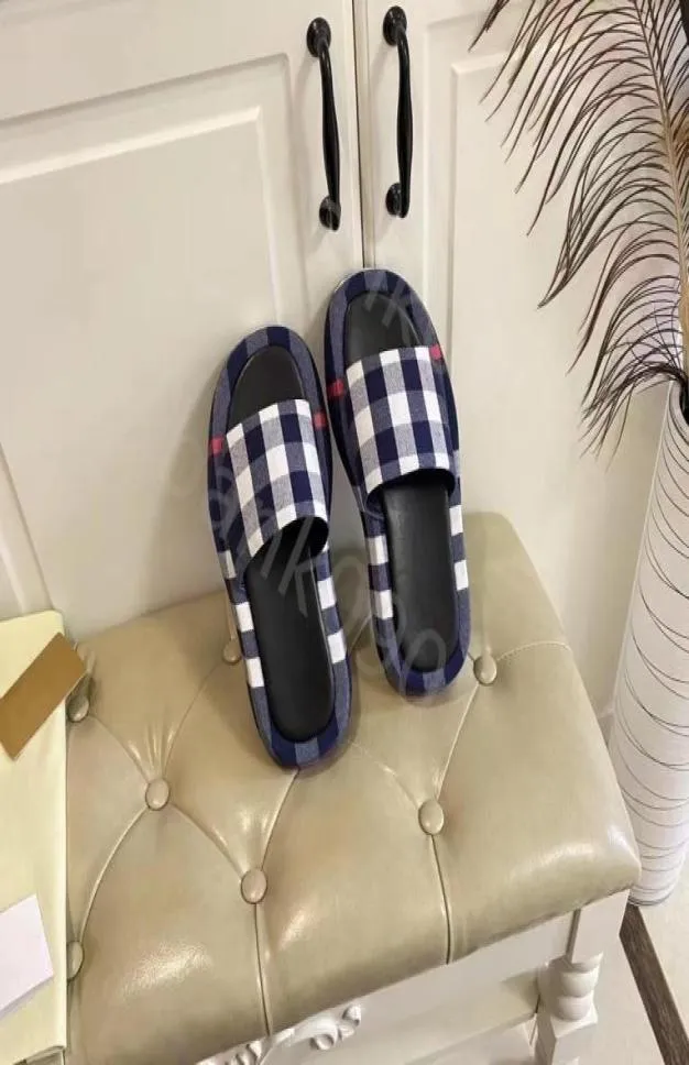 Designer de luxe Fashion Woman Lettre vérifie les sandales hautes couvertures en bois entièrement sandales d'été mots de robe chaussures snea6708427