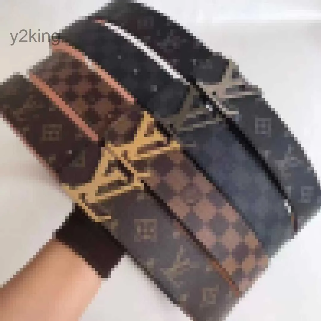 Com o cinturão original de designer de caixa de luxo masculino gold prata grande letra buckle ceinture de luxo homme marca de fashion belts 7a9k