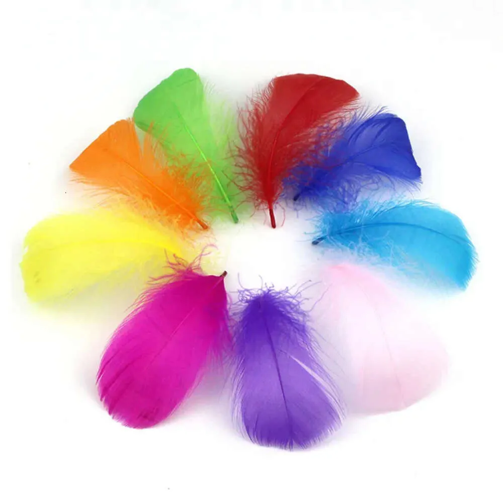 Colorato per fai -da -te artigianato di piume di tacchino all'ingrosso soffice decorazioni per feste di nozze 14 colori