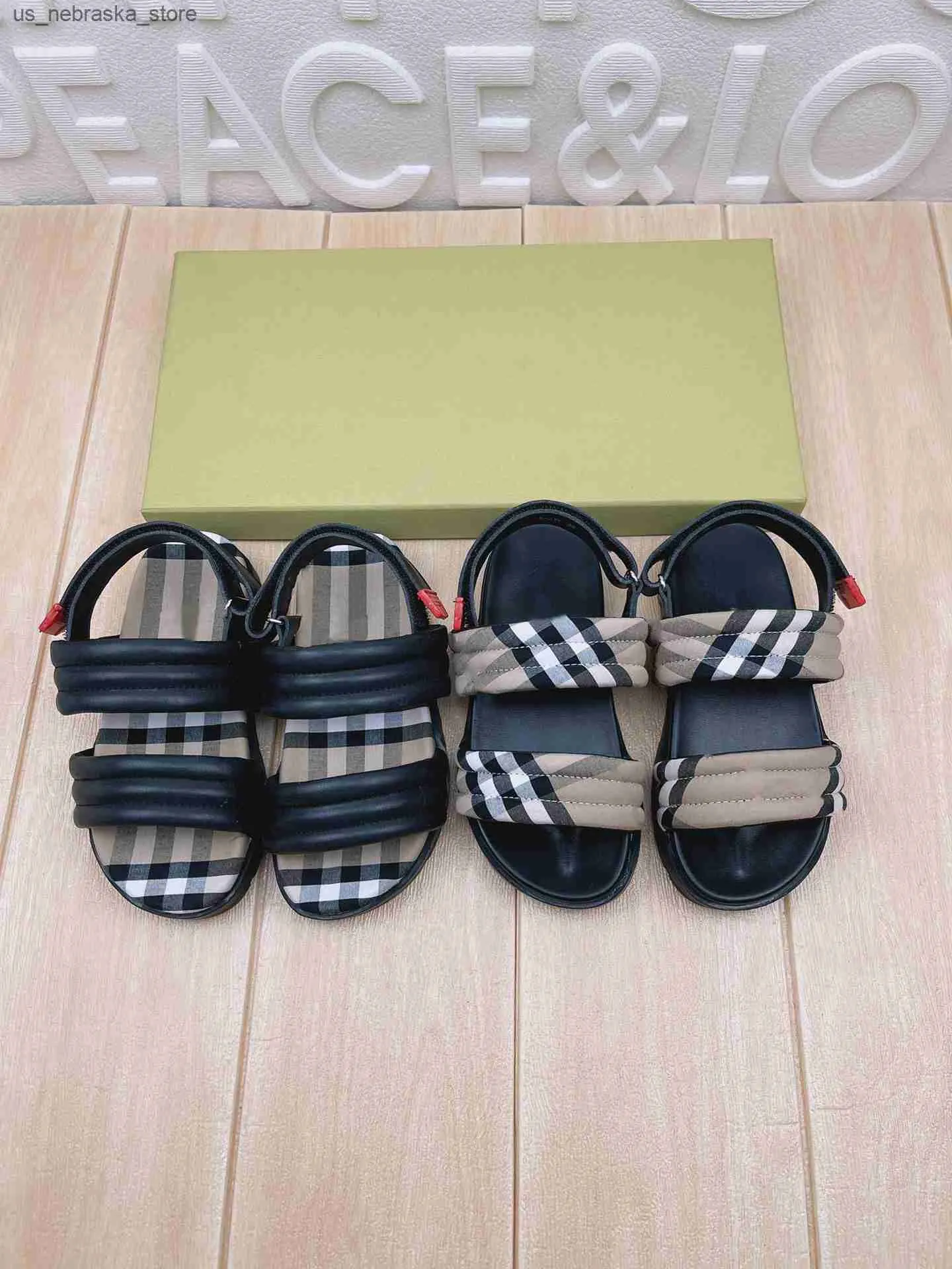 Slipper luxury baby fashion summer sandals for boys girl Sizes 26-35 child designer shoes kid toddler sandal Including brand shoe box Q240409
