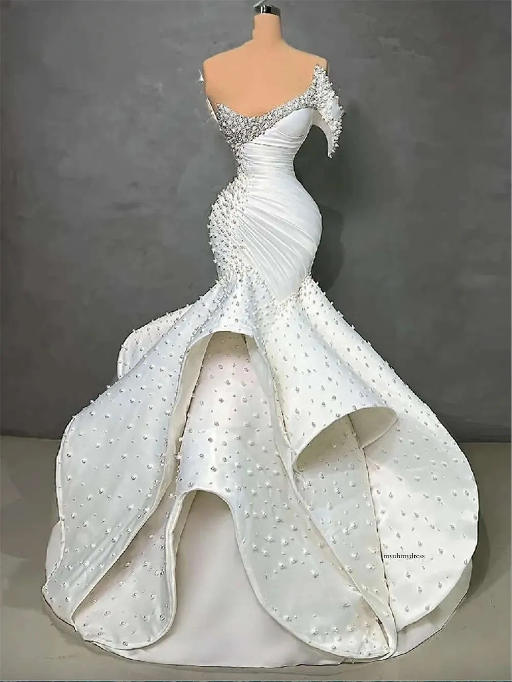 Tiered Prom Custom Made Beaded Pearls Formal For Women Party 2024 Arabic Dubai Mermaid Evening Dress 0509
