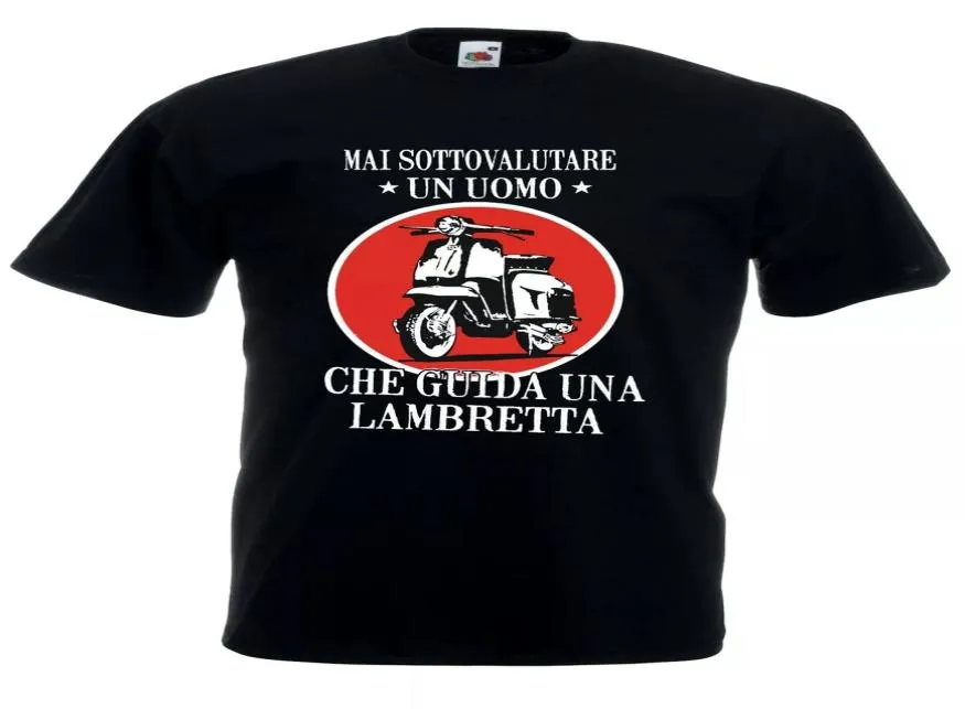 TshirtシャツJ1707は、Lambretta Scooter7727284を運転する男性を過小評価していません