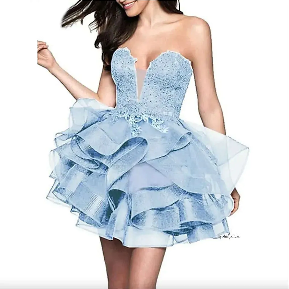 Sexy Schatz Heimkehrkleider für Mädchen zurück in die Schule Party tragen Spitzen Applikationen mit Stufen kurzer Mini -Schwanzkleid formelles Clubkleid Plus Größe 0509