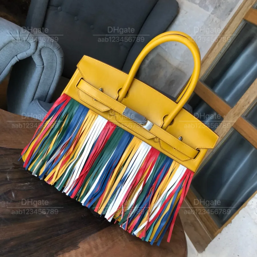 12a Top Mirror Quality Luxury Classic Designer Bag Woman's Handbag Bag All Handgjorda äkta läderväska 30 cm Gul stor kapacitet Tote Creative Clashing Tassel Bag