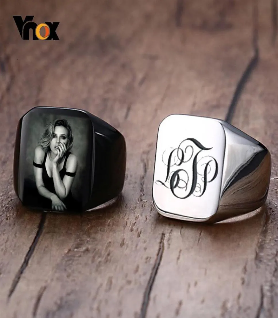 Vnox gepersonaliseerde heren Signet Rings Dikke roestvrijstalen jongensstempel Band Aangepast Grave mannelijke sieraden Broederlijke ringen BF Gift5765656