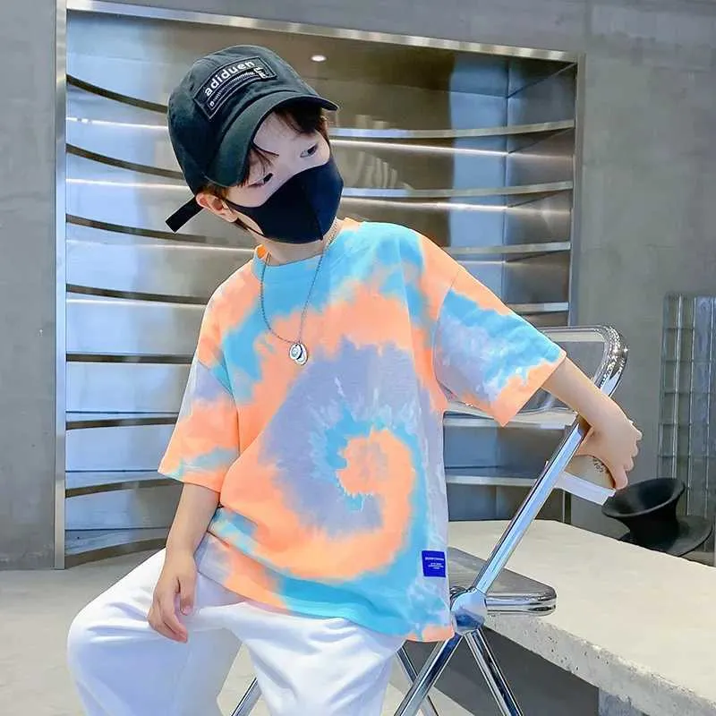 Tシャツ新しい夏のファッションボーイズTシャツタイdye韓国の半袖ストリート衣類男の子Tシャツトップサイズ4 5 7 9 11 13 14年昔