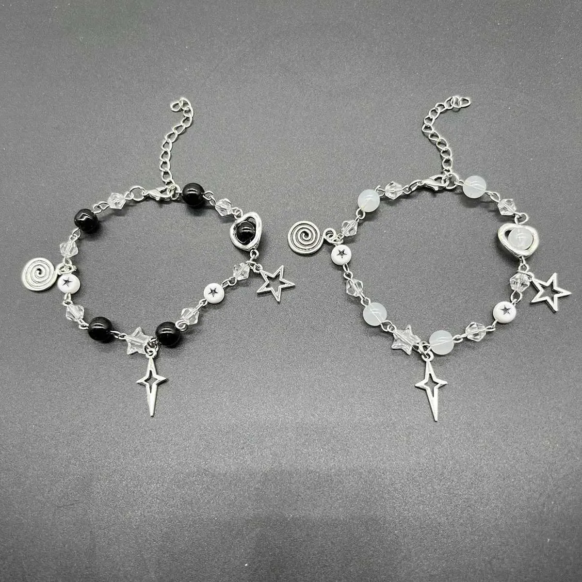 Braccialetto 2 pezzi/set Moda Coppia Perline Bracciale Tv Girl Abbinamento Chi Davvero Si Prende Cura Album Ispirato Bracciali Amici Gioielli_voghion.com