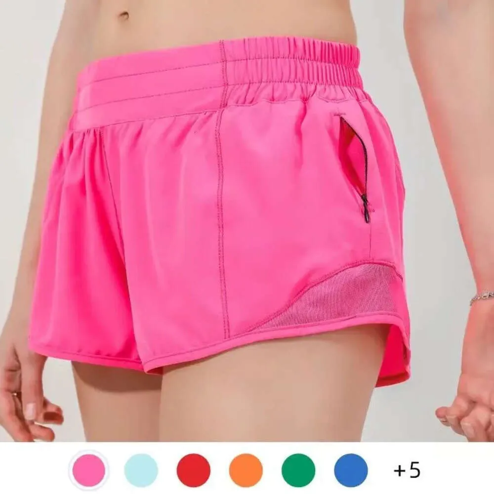 Lululemeni Femmes Hotty Hot Yoga Shorts Tenues avec exercice Fiess porte des filles courtes coulant des pantalons élastiques POCHETS SPORTS 2024