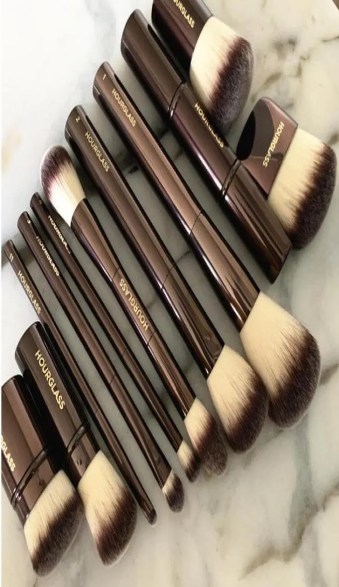 Source de sablier en métal en poudre lâche Blush ombre à paupières Brosse nasale Brosse de maquillage professionnel 7492619