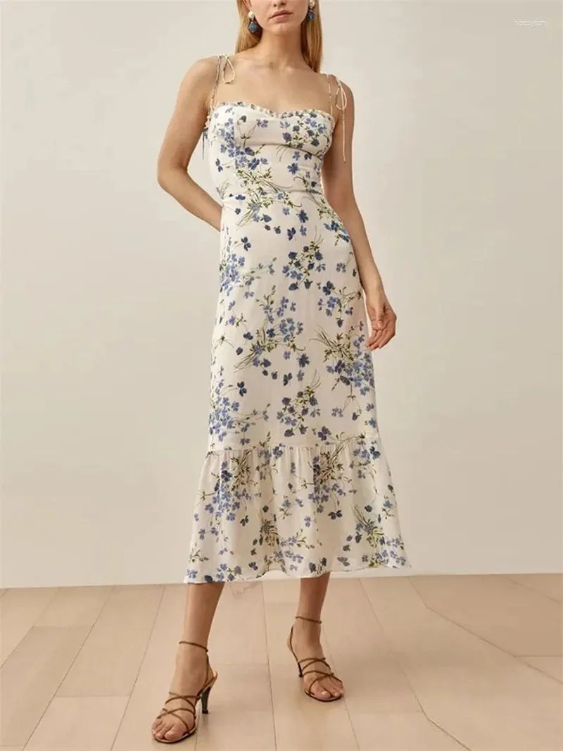 Vestidos casuais vestido de estampa floral romântica francesa para mulheres 2024 verão doce slim sexy as costas sem alças manto