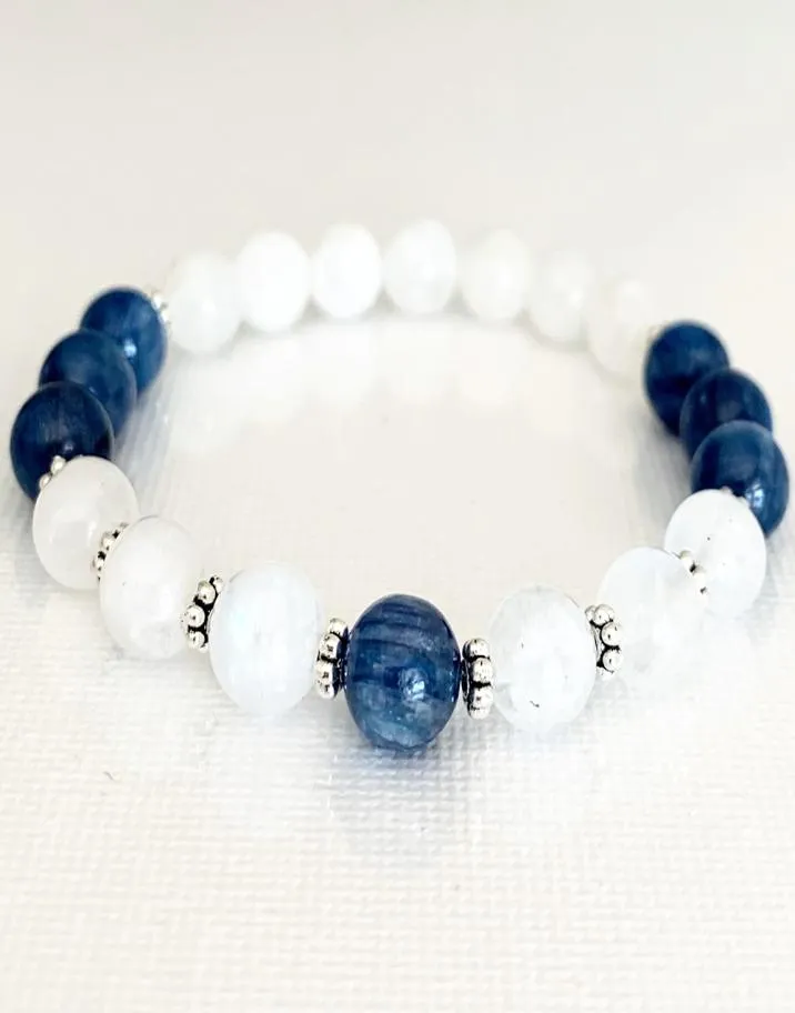 MG0797 Роскошный верхний класс Blue Kyanite и Moonstone Stackelet Dainty Gem Stone Beasreted Bracelet Bracelet 4002462