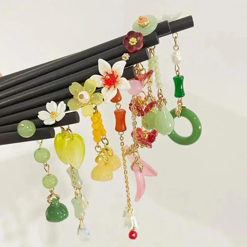 Hair Clips Luxury Flower Hairpins Sticks Vintage Wood Chinese Stick Pins For Women Ornaments Jewelry Accessories