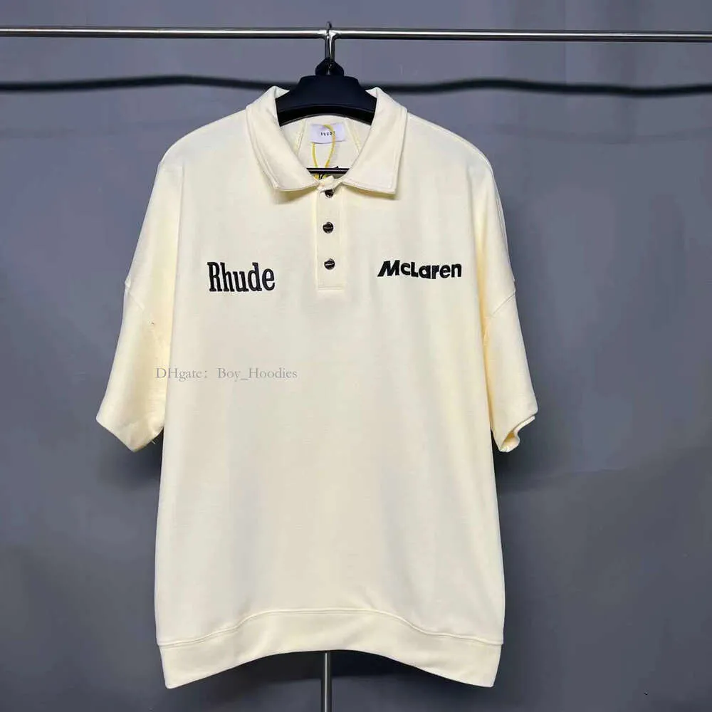 Designer Fashion Clothing Tees Tshirts Rhude X Mclaren Co Branded Us Alphabet Embroidery Sport Casual Polo Pullover T-Shirt Tops Streetwear Loose Hip Hop 135