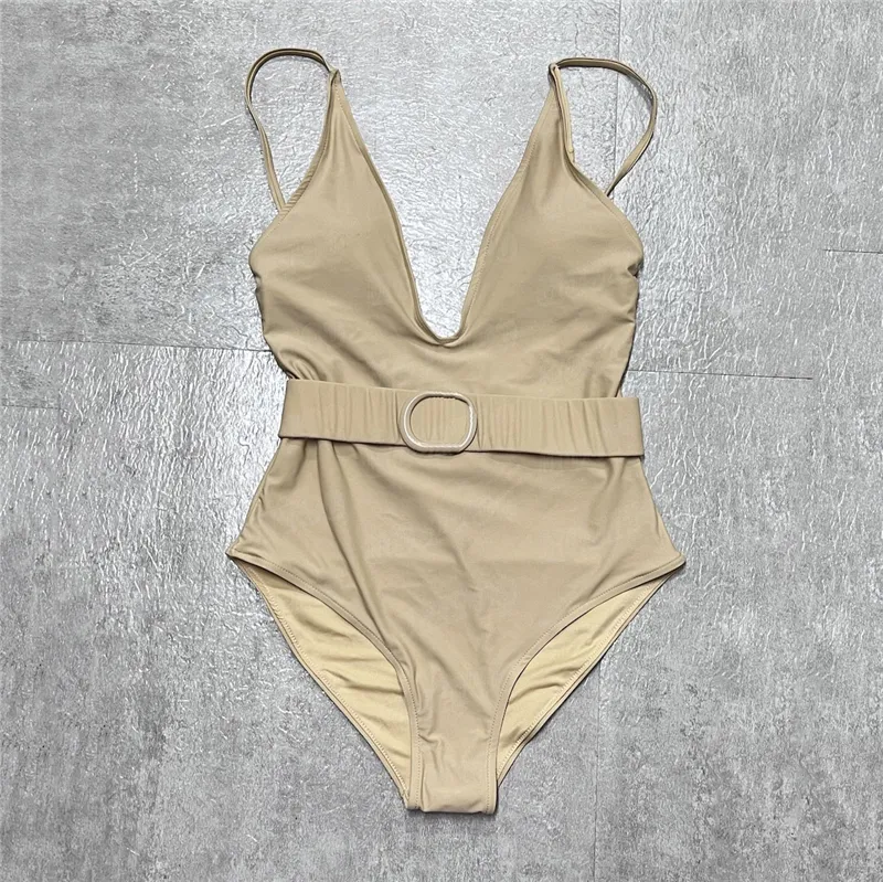 Badge de créateur de maillot de bain Bikini avec épaule de ceinture Push Up Up One Piece Maignon de maillot