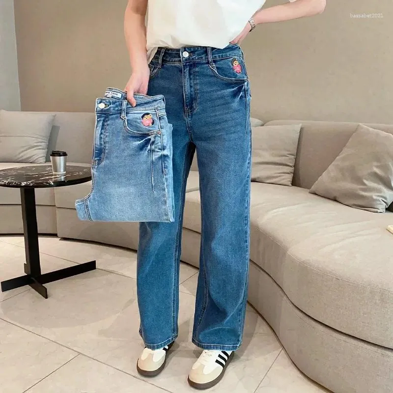 Frauen Jeans Bär Stickerei Mode Frauen weit beinige Hosen Blau Farbe Sommer Capris Hosen