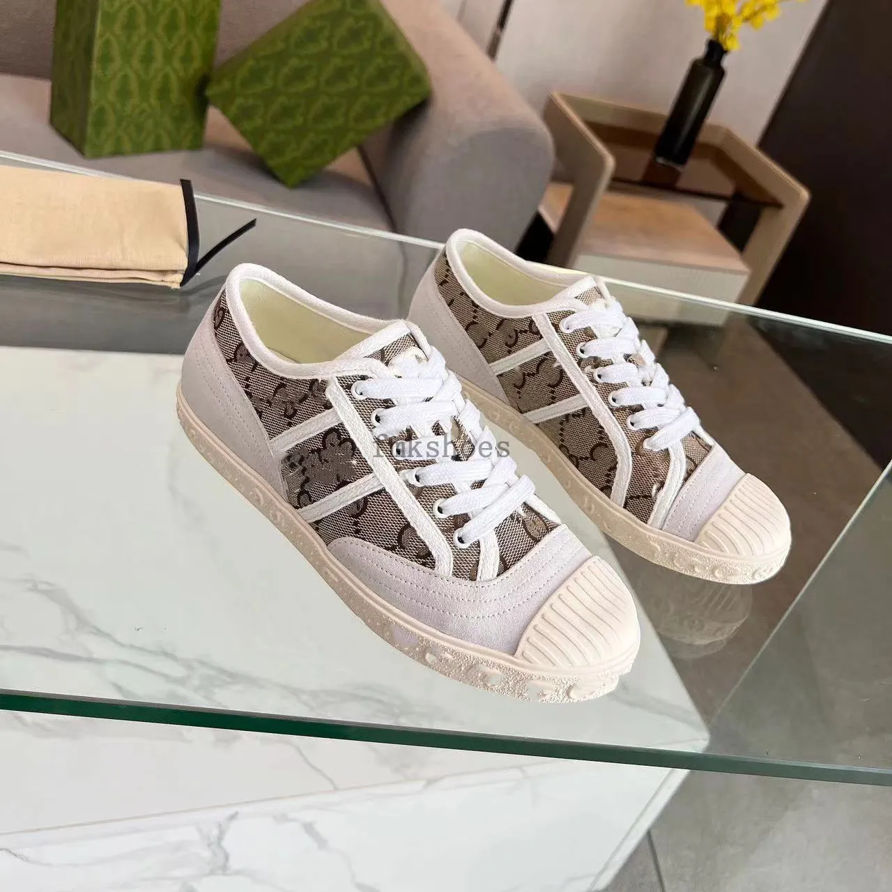 Designer schoenen Casual schoenen vrouwen 1977 Hoge brief hoogwaardige sneakers beige ebbenhouten canvas in elkaar grijpende g borduurwerk tennis luxe stof versieringen laarzen 35-41 5.8 05