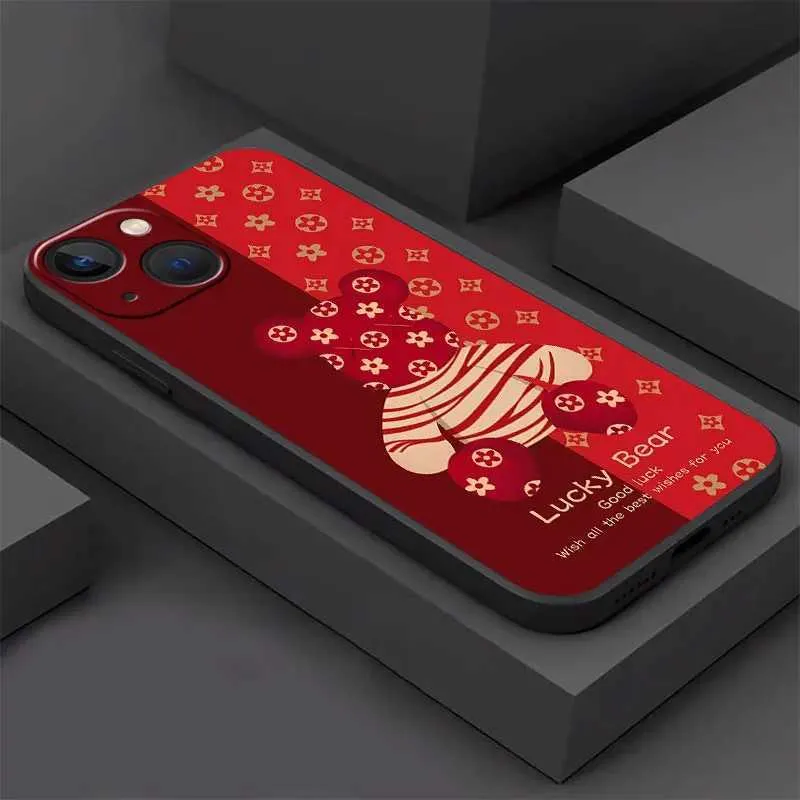 Casos de telefone celular capa de telefone preto adequado para iPhone 14 15 Pro máximo 13 xr Se 2020 12 mini 6 6s x xs 11 Pro 7 8 Plus Soft Phone capa de desenho animado Urso J240509