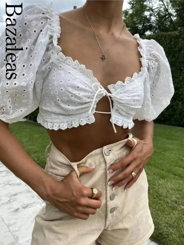 Damestanks 2024 Bazaleas Elegant borduurwerk Corset Vooraan Paar Up Women Tanktops White Ruffle Square Collar Korte T-shirt Crop top