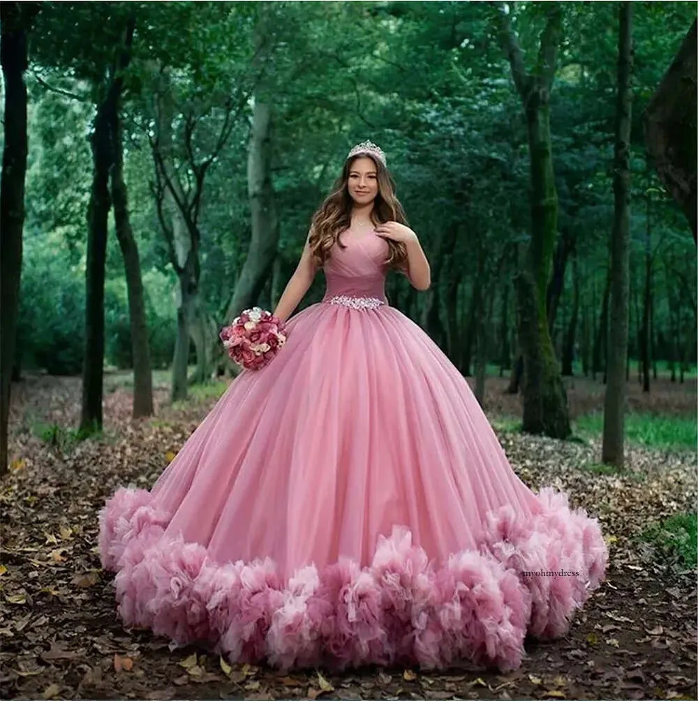 2023 Princess Ball Jurk Quinceanera jurken Tule Ruffles Crystal Belt prom jurken retro zoet 15 maskerade jurk 0509