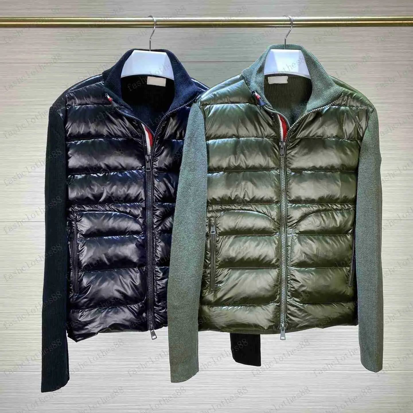 Designer di Parkas da uomo Down Luxury Women Down Parkas Mens Rightided Badge Stand Collar Splice Splice Splice Giacca leggera Casual6UW8