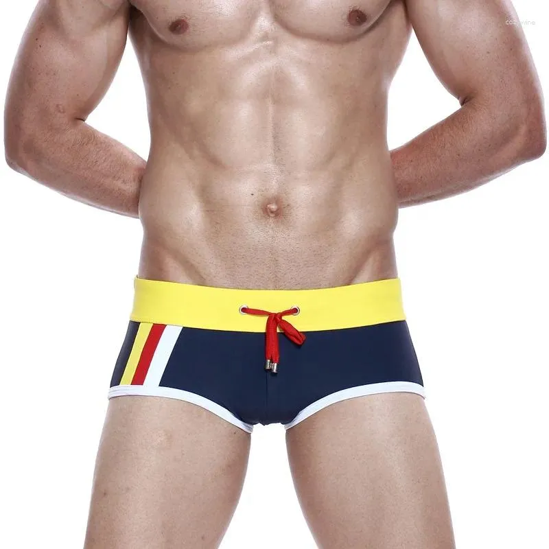 Underpants U Men's Us Convex Concive Trunks per i giovani alla moda Adolescenti a vita bassa adolescenti Summer Fashion Beach Swimwear