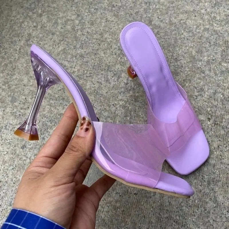 Kapcie przezroczyste pvc kobiety muły wysokie obcasowe sandały na stóp palca klapki klapki seksowne kwadratowe slajdy kobiety sukienki imprezowe buty