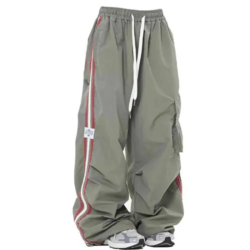 Pantaloni da donna Capris Y2K KPOP Cargo da donna tasche da donna gambe larghe sacchetti punk borse a strisce sportive paracadute pantaloni q240508