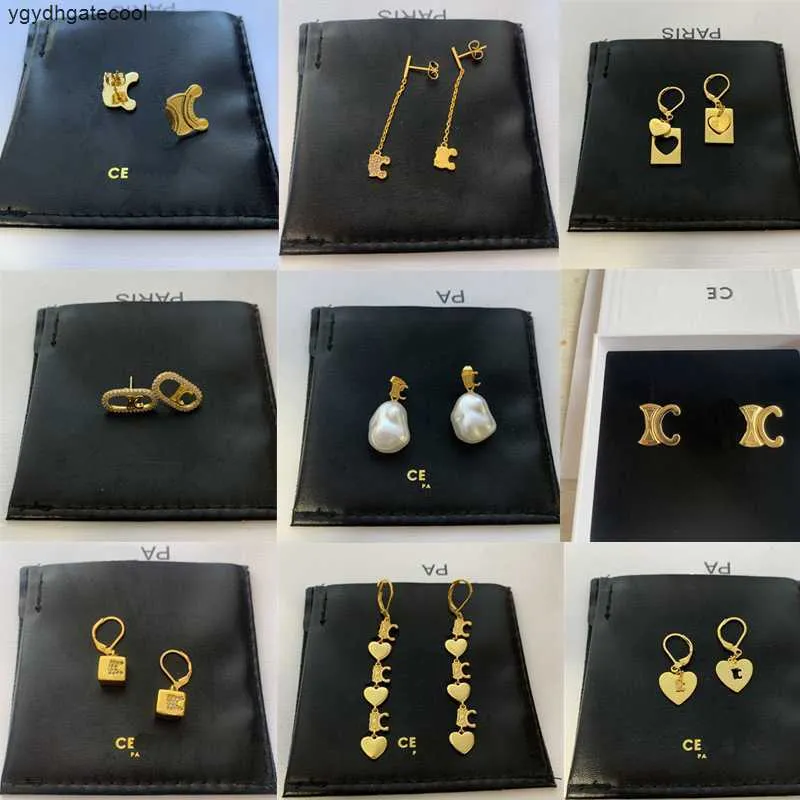 CE Ear Stud Luxury Küpe Tasarımcı Takı Kadınlar Klasik Marka Süsleri Düğün Partisi Yüksek kaliteli aksesuarlar Altın Gümüş Küpe Toptan {Kategori}