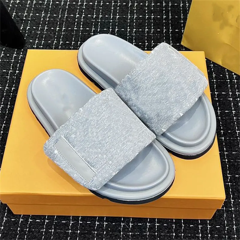 sandal famous designer slipper woman Beach Shoes luxury slippers for womens sandals Flat Heel Luxury Leather Metal Upper Sandals Grass Shoes Spring Casual Slippers