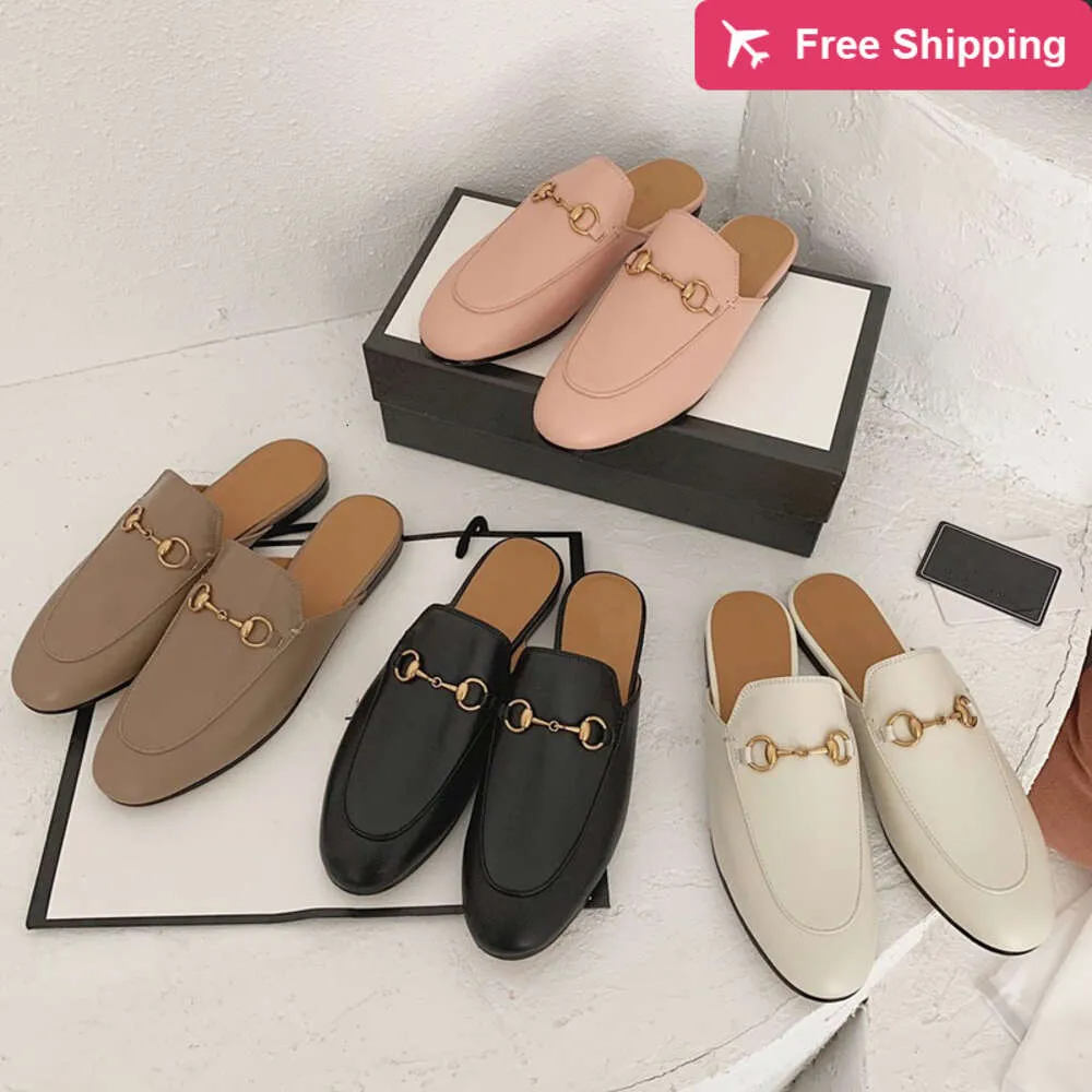 gucci gg Вы 2024 Designer Princetown Slippers Griner Mules en cuir véritables Charges métalliques Chaîne confortable Chaussure décontractée Lace Velvet Slipper Box GGITYS 0I18