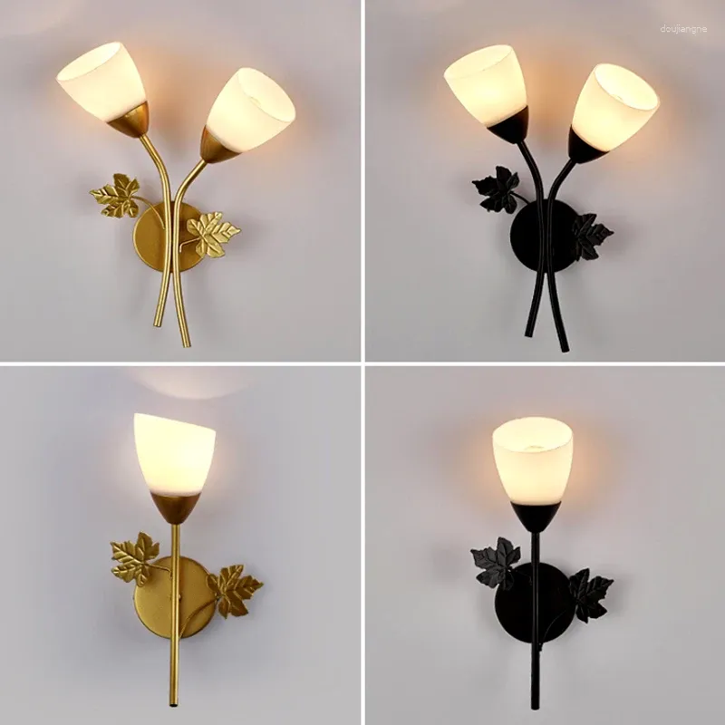 Lámpara de pared forma de flores nórdicas arte de hierro LED E27 cabezas dobles Disconámaras Modern Loft dormitorio Salón de cabecera Luces de inicio