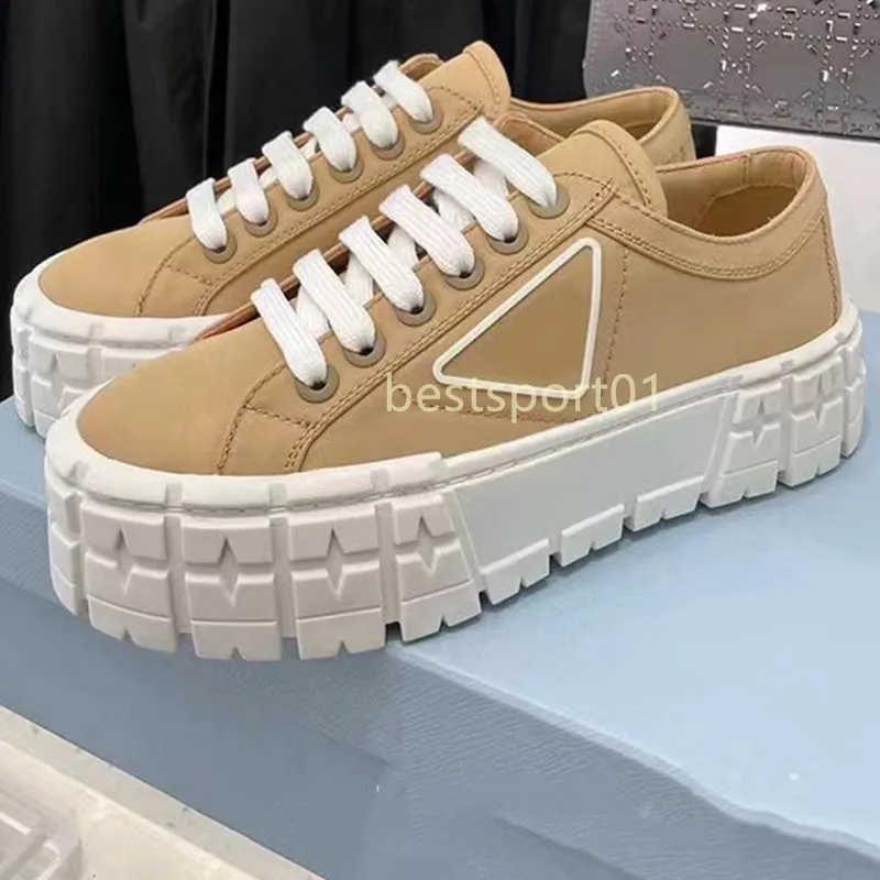 Geborsteld lederen sneakers voor mannen dames flat bodem wit platform schoenen klassieke schoenen sneaker designer ontwerper hoogwaardige tennisschoen trainer mode v3