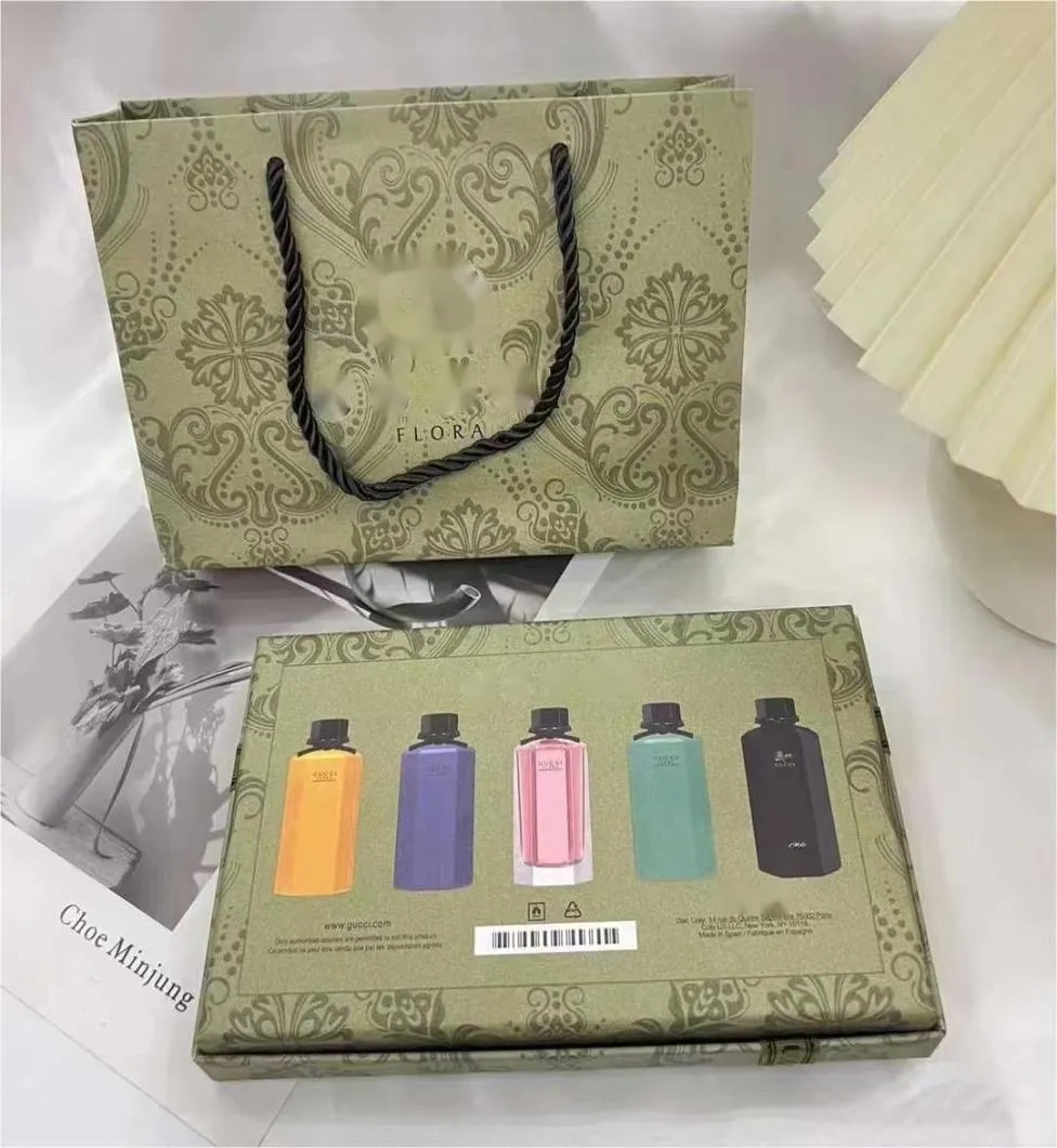 Perfume Glass Bottle Water Dance Boad Gift Boîte Five Piece With Gift Bag4277241