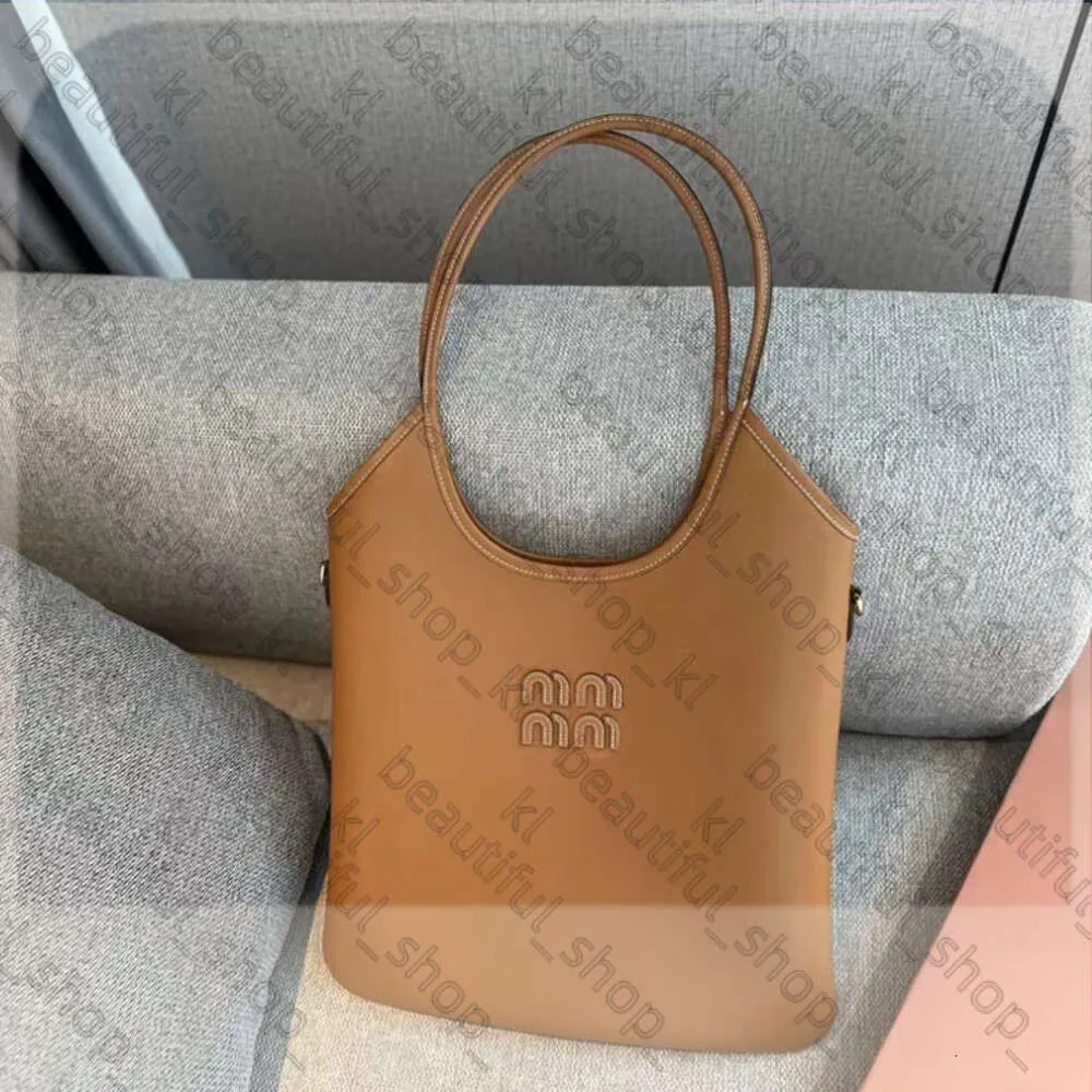 Borsa a tracolla da 10a miui Designer Matelasse Bowling MIIUBAG SACCHIO DISTAGNO DI ALTA QUALITÀ PER WOMENS MAN BASSE DI LUSCHURYS GUSSA TOPO MUI MUI MIFBAGGIO MIF LONG 389