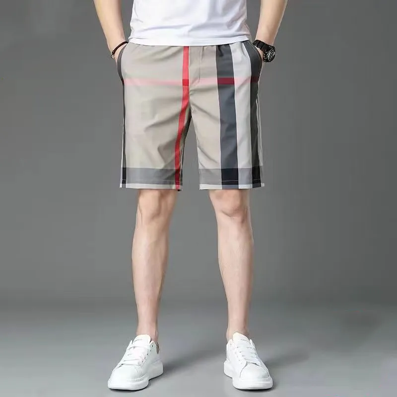 2024 mode high -end geruit shorts voor heren zomer casual dunne ijs zijden strandbroek casual broek ademende capris