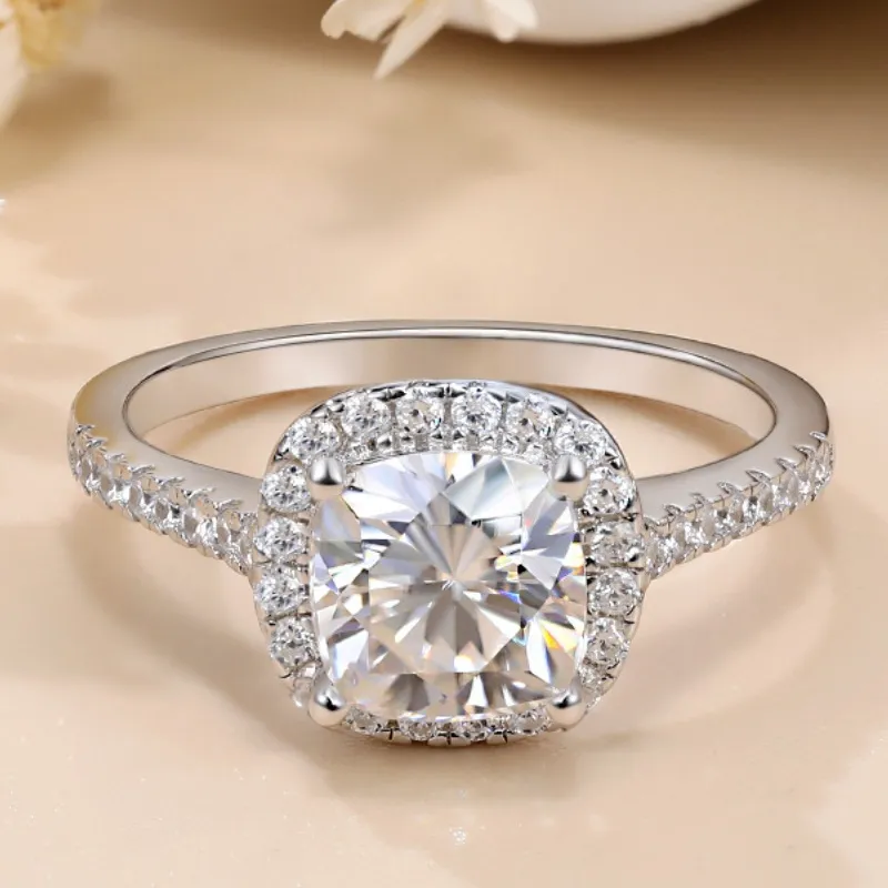 2CT Moissanite Ring 925 Серебряное серебро для мужчин и женщин, подходящих для ежедневной одежды и подарка для обручального обручального кольца. Размер 5-11