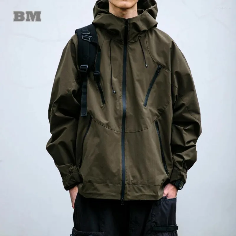 Heren Jackets Mountain Outdoor Multi-Pocket Waterproof Hooded Hiking Jacket voor mannen Kleding Harajuku Casual jas Fashion ritssluiting Lading