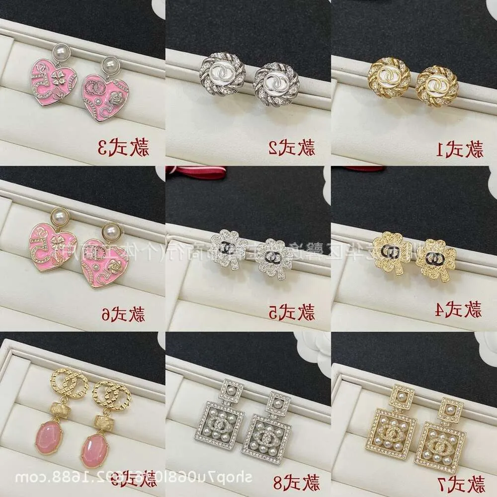 Boucles d'oreilles de créateurs Boucles d'oreilles diamants Instagram Instagram Casque des boucles d'oreilles Net Lettres Boucles d'oreilles Célébrités TRENDIES