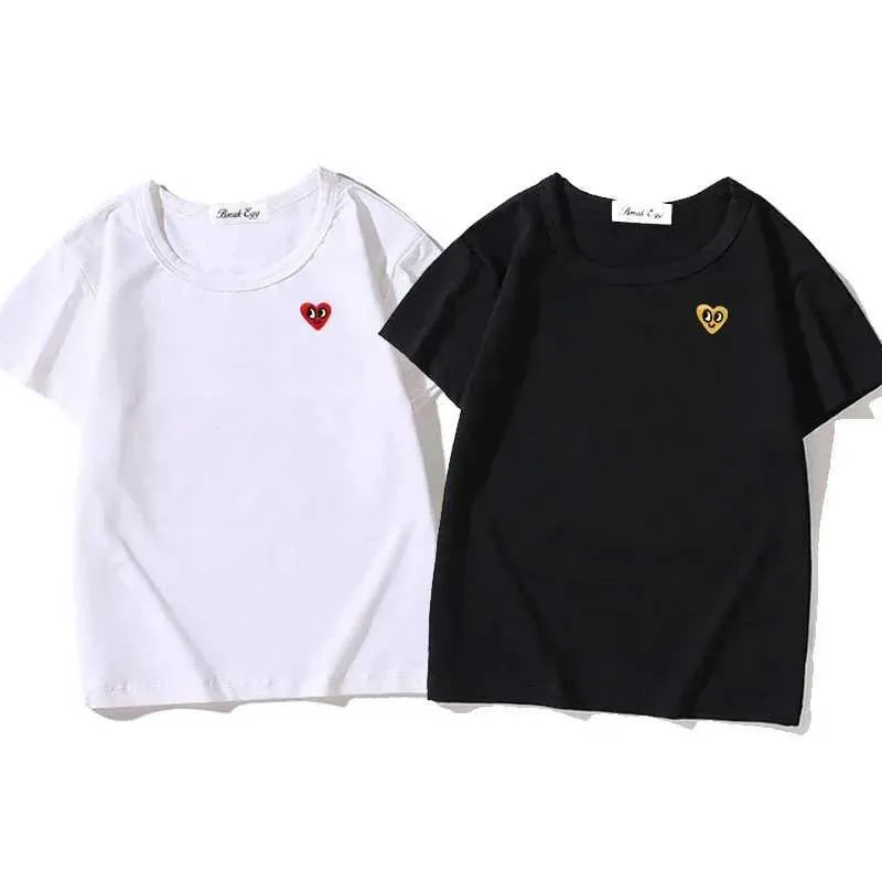 T-shirts garçons et filles T-shirt Coton Summer Happy Heart Cartoon Heart broderie O-Neck à manches courtes enfants adaptés à l'été décontracté Unisexe T-shirtl240509