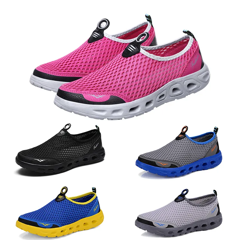 2024 hommes Femmes Chaussures de course Breakable Sneakers athlétiques Gai Mens Trainers Multicolored Green Fashion Femmes Femmes Sports Outdoor Shoe