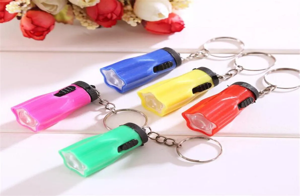 Ny färgglada blommor Portable Cute Bright LED -ficklampan Key Chain Mini Keychain Torch ficklampor PLUM RING Mixed Colors For3780425