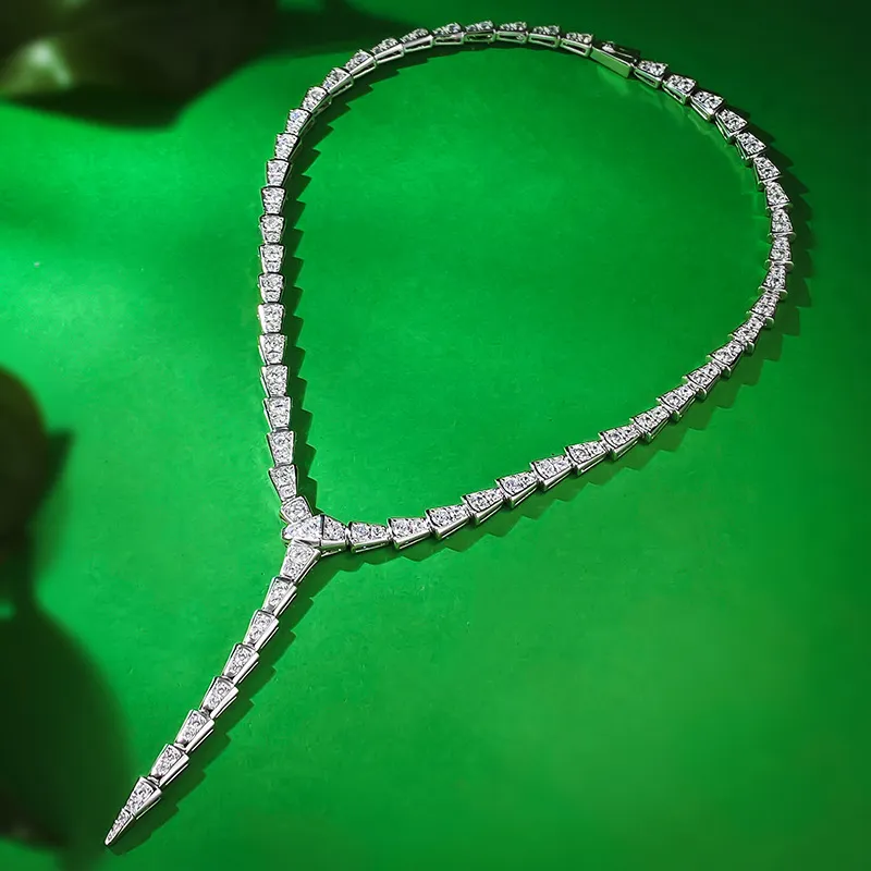 جديد S925 Silver Hao مرصع مع ثعبان الماس الكامل على شكل قلادة الراقية سلسلة الترقوة الإناث سلسلة الرقبة