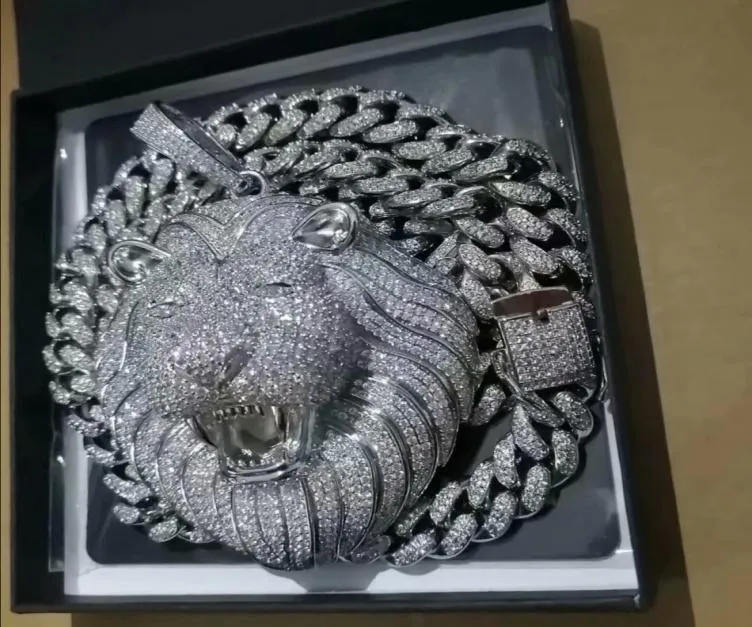 Mrożony wiszący łańcuch Link Cuban Link Big Pendants Mens Biżuter Hip Hop Luksusowy designer Naszyjnik Bling Diamond Lion Zwierzę Rapper DJ A7355512