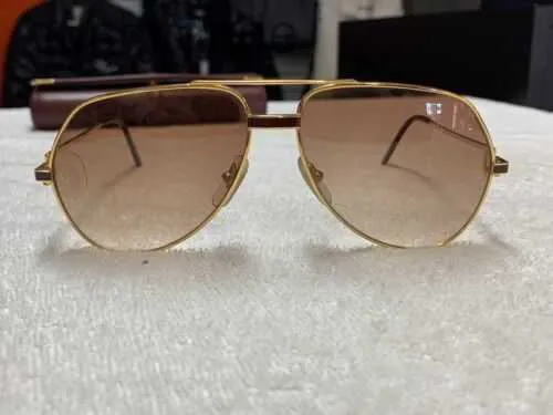 Kontratak wysokiej jakości okularów przeciwsłonecznych Carter Projektantka Kobiety Vintage Vendome Laque Gold Aviator Okulary przeciwsłoneczne z prawdziwym logo
