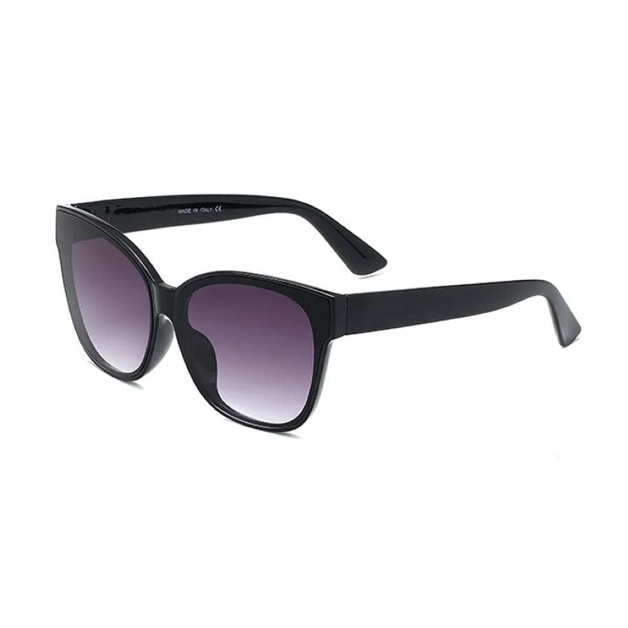 Moda Kedi Göz Güneş Gözlüğü Tasarımcı Kadın Modaya uygun güneş gözlüğü UV400 Gözlükler Bayanlar Üst Deri Kılıf Freeshipp 309Z ile Güneş Gözlüklerini Sürüyor