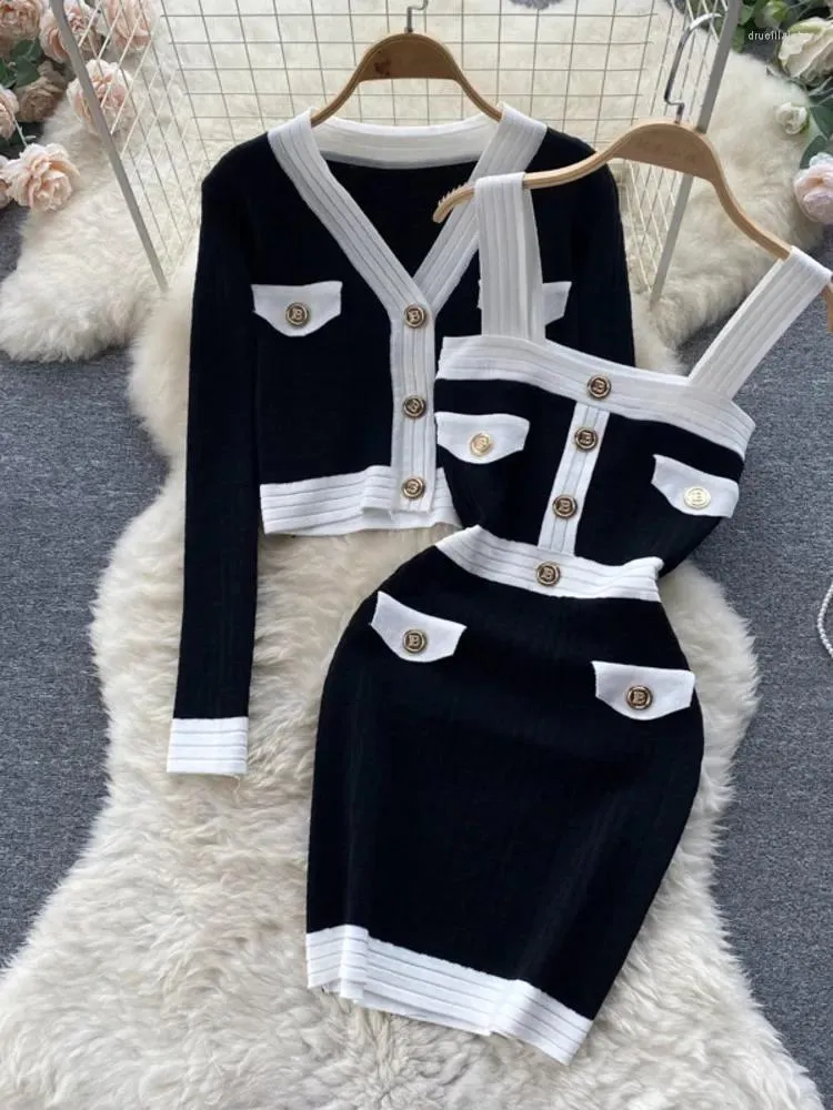 Robes de travail Automne Suisse à tricots pour femmes Small Fragrance Tricot Cardigan Matefre Soirée Streetwear Streetwear Two Piece
