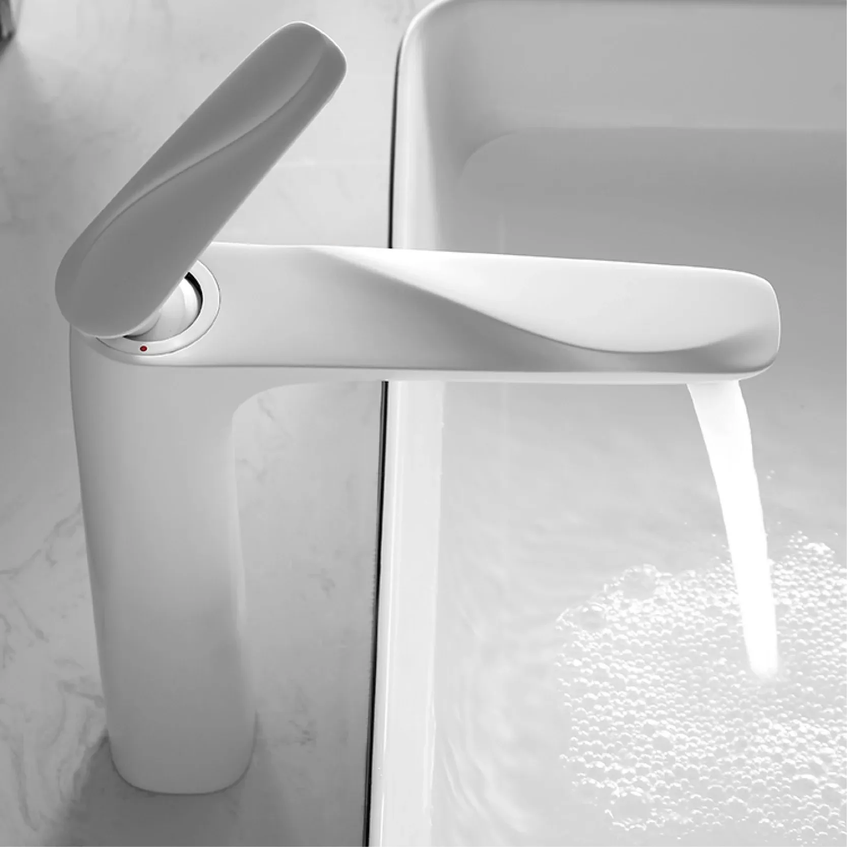 Robinet de salle de bain cuivre robe blanc