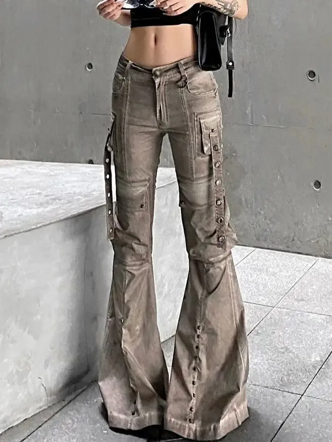 Jeans bootcut in lavaggio marrone lavati per donne pantaloni da tasca a tasca ampia americana in stile soggiorno y2k per leisure 240508