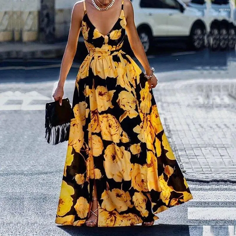chinese dress ladies Elegant Black and Gold Floral Strapless Ball Gown with Bow Accent main image 0