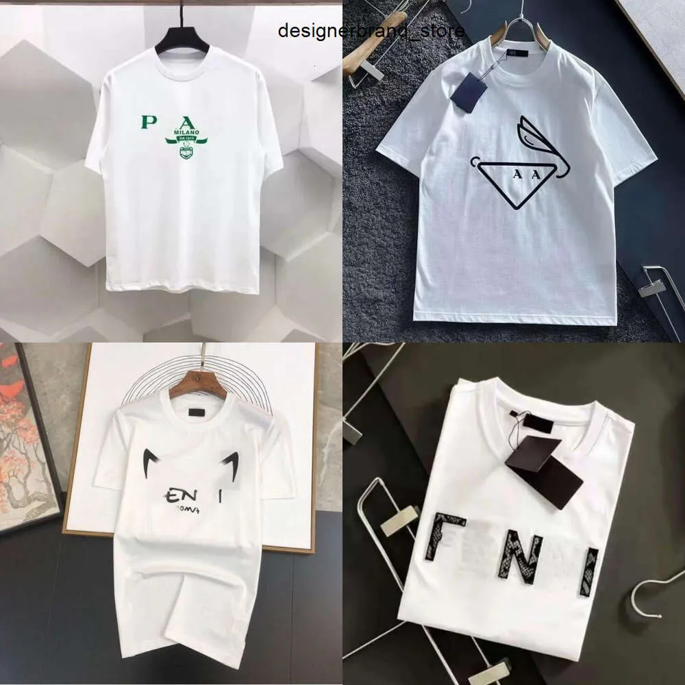 Classic Mens T-shirt Designer For Men Shirts Womens Shirts Fashion Tshirt avec lettres décontractées d'été à manches courtes